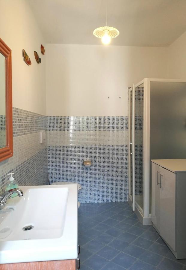 B&B Quincas Berro D'Agua Recco Esterno foto